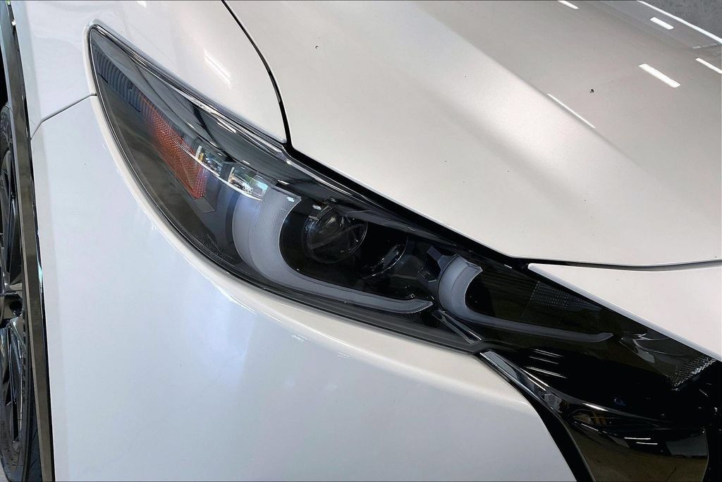 Used 2024 MAZDA CX-5 Carbon Edition AWD/4WD image 33