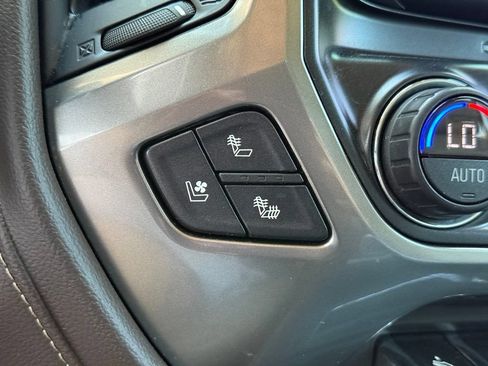 Used 2018 Chevrolet Silverado 1500 LTZ w/ Sport Package AWD/4WD image 22