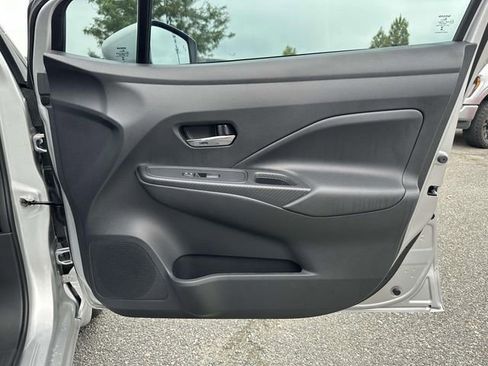 New 2025 Nissan Versa SV w/ Trunk Package FWD image 8