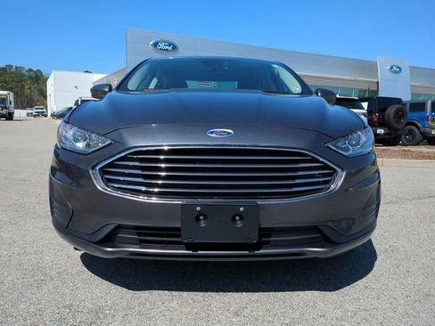 Used 2020 Ford Fusion SE image 9
