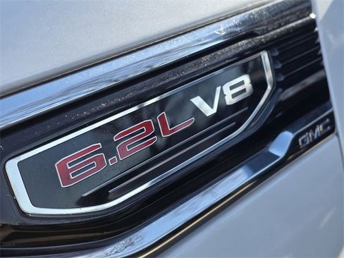 Used 2024 GMC Sierra 1500 Denali image 9