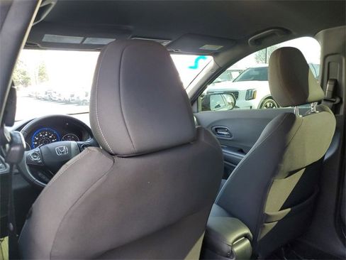 Used 2022 Honda HR-V Sport image 12
