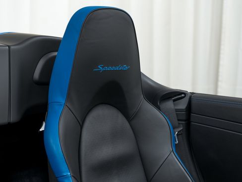 Used 2011 Porsche 911 Speedster image 51