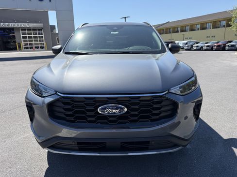 New 2026 Ford Escape ST-Line w/ Tech Pack #1 AWD/4WD image 2