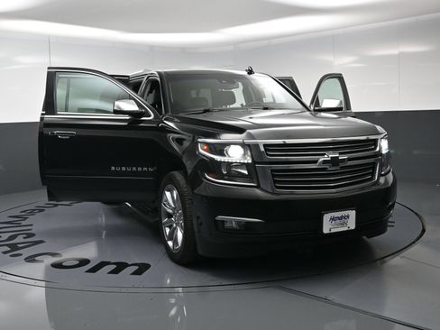 Used 2017 Chevrolet Suburban Premier AWD/4WD image 24