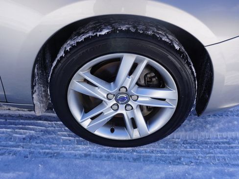 Used 2015 Volvo V60 T5 Premier w/ Convenience Package image 12