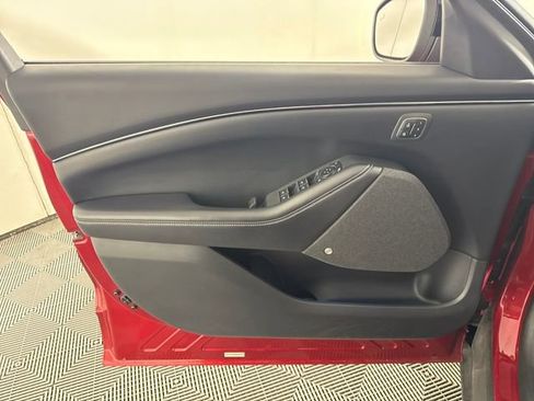 Used 2021 Ford Mustang Mach-E Premium image 12