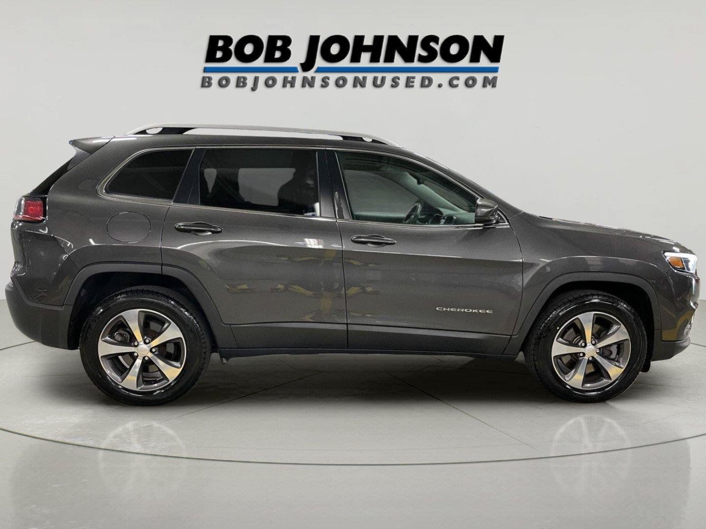 Used 2019 Jeep Cherokee Limited AWD/4WD image 12
