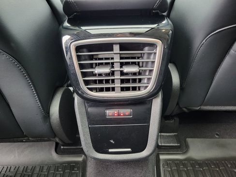 Certified 2023 Lincoln Nautilus Reserve image 22