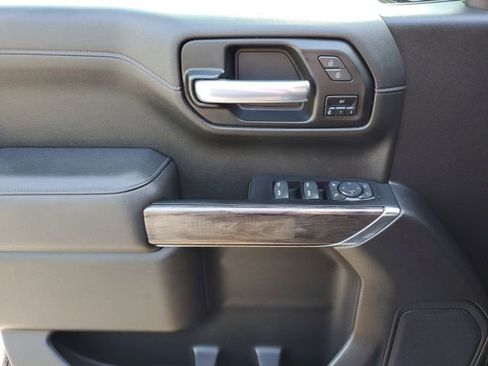 Used 2022 Chevrolet Silverado 1500 LTZ image 17