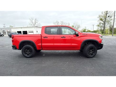 Used 2025 Chevrolet Silverado 1500 ZR2 w/ Technology Package AWD/4WD image 9