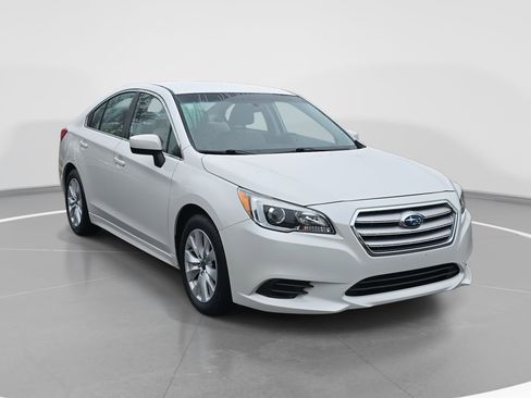 Used 2015 Subaru Legacy 2.5i Premium image 3