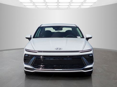 New 2025 Hyundai Sonata SE image 2
