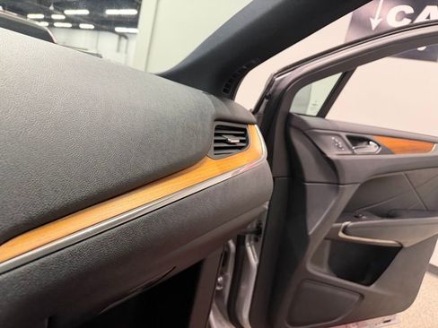 Used 2016 Lincoln MKC Reserve w/ Lincoln MKC Climate Package image 41