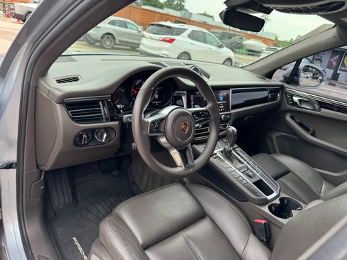 Used 2019 Porsche Macan AWD/4WD image 21