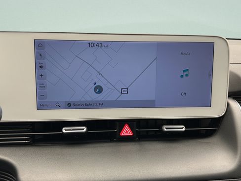 Used 2024 Hyundai Ioniq 5 SEL AWD/4WD image 16