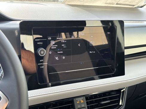 New 2026 Volkswagen Taos S image 19