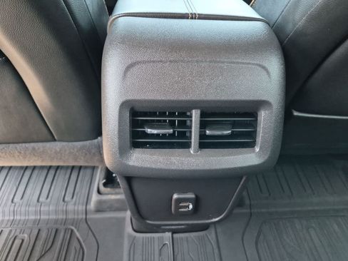 Used 2022 GMC Terrain AT4 w/ Infotainment Package II AWD/4WD image 21