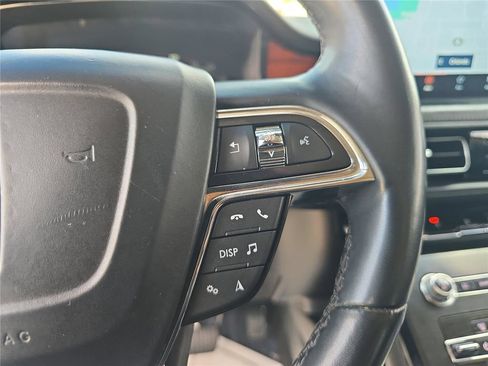 Certified 2021 Lincoln Nautilus Reserve AWD/4WD image 24