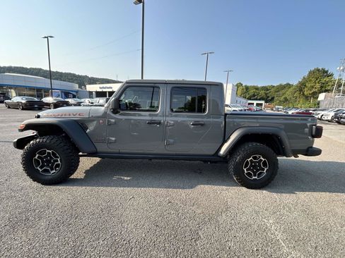 Used 2023 Jeep Gladiator Mojave w/ LED Lighting Group AWD/4WD image 4
