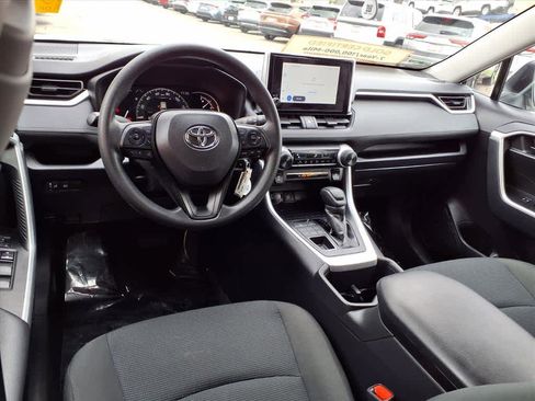 Certified 2025 Toyota RAV4 LE image 9