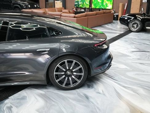 Used 2020 Porsche Taycan Turbo AWD/4WD image 10