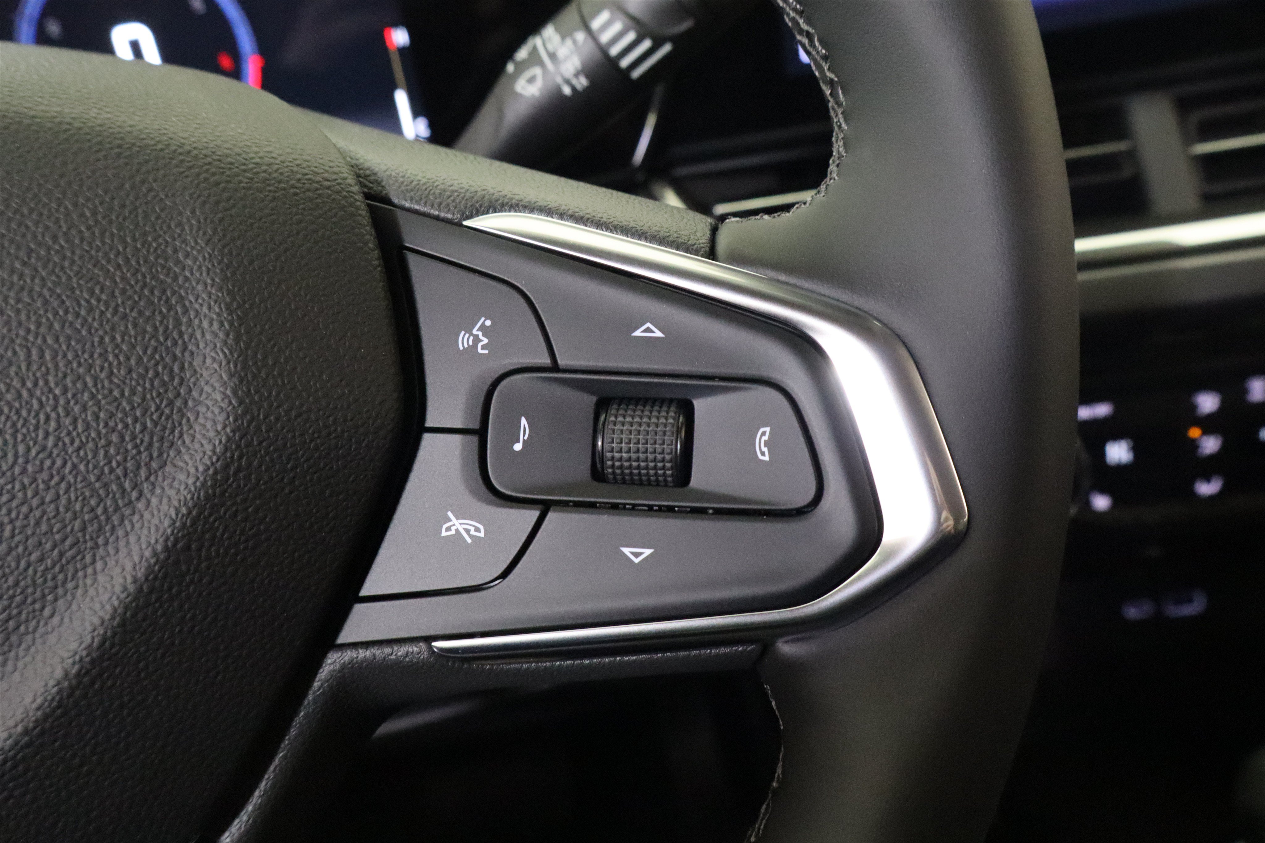 New 2026 Chevrolet Trax ACTIV w/ Driver Confidence Package FWD image 29
