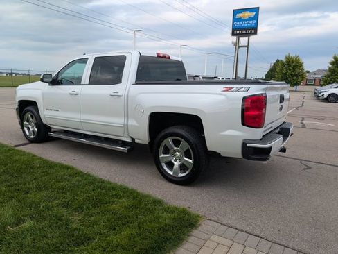 Used 2018 Chevrolet Silverado 1500 LT w/ All Star Edition AWD/4WD image 10