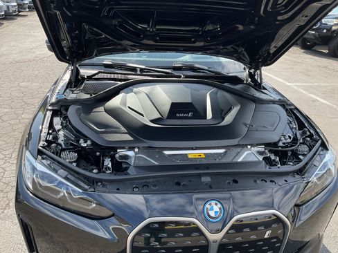Used 2023 BMW i4 eDrive35 w/ Premium Package RWD image 22