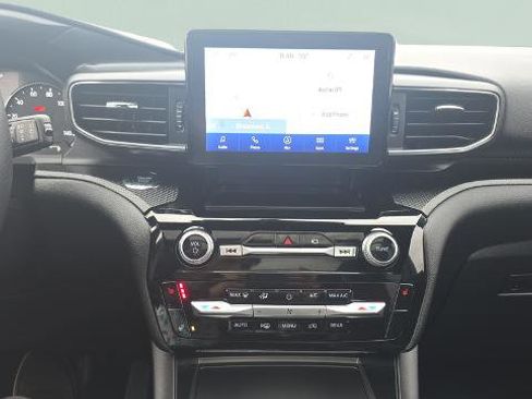 Certified 2022 Ford Explorer ST-Line w/ Class IV Trailer Tow Package image 21