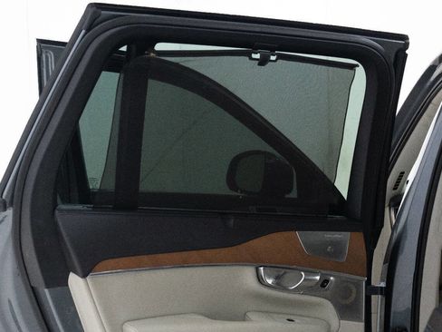 Used 2016 Volvo XC90 T6 Inscription w/ Vision Package image 21