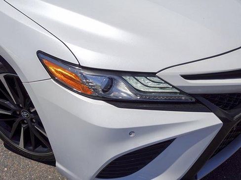 Used 2018 Toyota Camry XSE w/ Driver Assist Package FWD image 2
