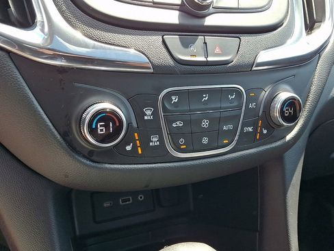Certified 2023 Chevrolet Equinox LT AWD/4WD image 17