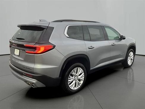 Used 2025 GMC Acadia Elevation w/ Elevation Premium Package image 5