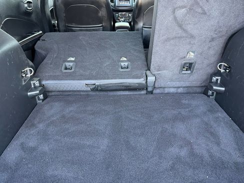 Used 2020 Jeep Compass Latitude image 33