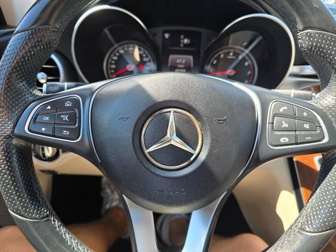 Used 2015 Mercedes-Benz C 300 4MATIC Sedan image 15