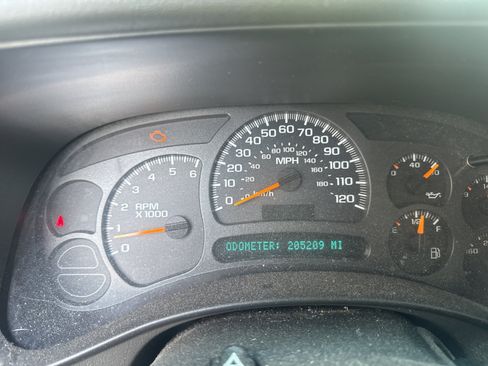 Used 2003 Chevrolet Tahoe LS AWD/4WD image 4