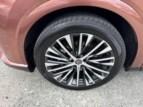 Certified 2023 Lexus RX 350 Premium Plus w/ Cold Area Package image 10