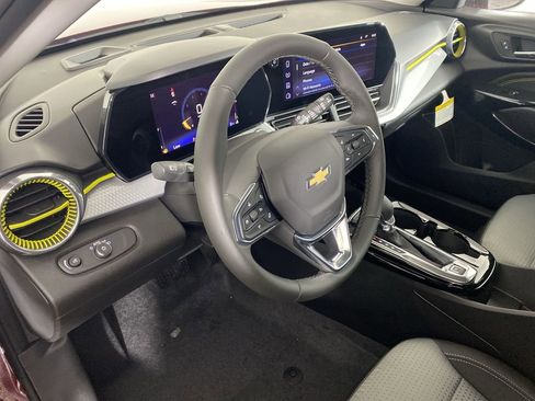 New 2026 Chevrolet Trax LT w/ Driver Confidence Package image 10