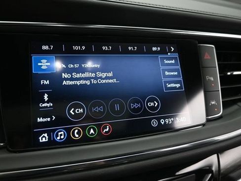 Used 2021 Buick Enclave Avenir w/ Avenir Technology Package FWD image 35