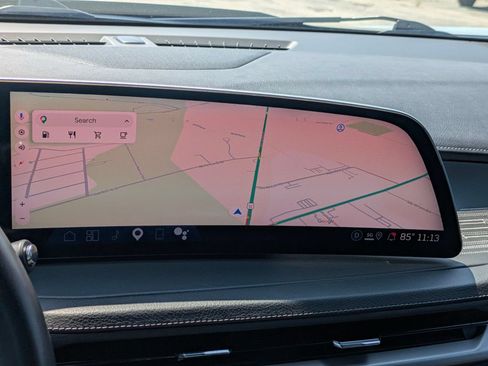 Used 2025 Cadillac XT4 Premium Luxury FWD image 23