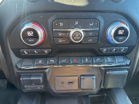 Used 2020 GMC Sierra 3500 SLT w/ SLT Premium Plus Package image 24