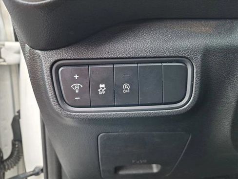 Used 2024 Kia Soul LX w/ Option Group 015 FWD image 15