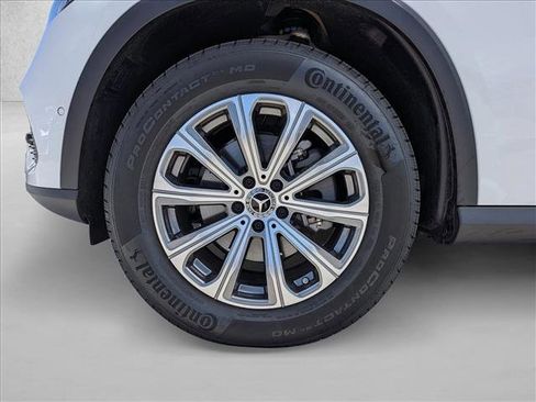 Used 2026 Mercedes-Benz GLC 300 4MATIC image 24