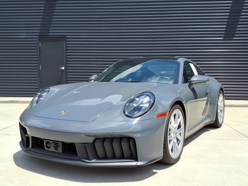 Certified 2025 Porsche 911 Carrera GTS RWD image 1