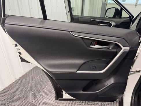 Used 2020 Toyota RAV4 XSE AWD/4WD image 11