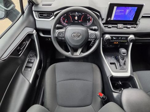 Used 2025 Toyota RAV4 LE FWD image 14