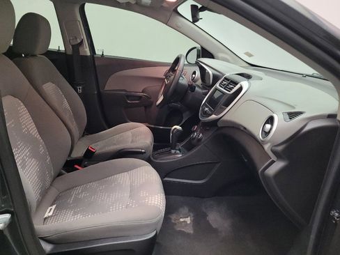 Used 2020 Chevrolet Sonic LT FWD image 21