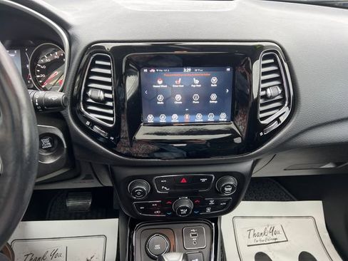 Used 2019 Jeep Compass Altitude image 19