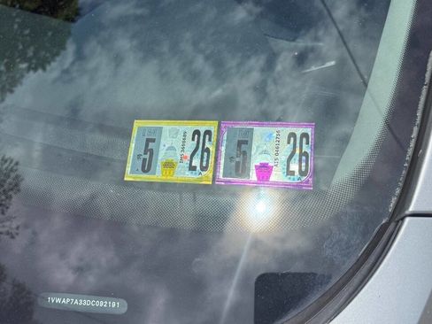 Used 2013 Volkswagen Passat 2.5 S image 3